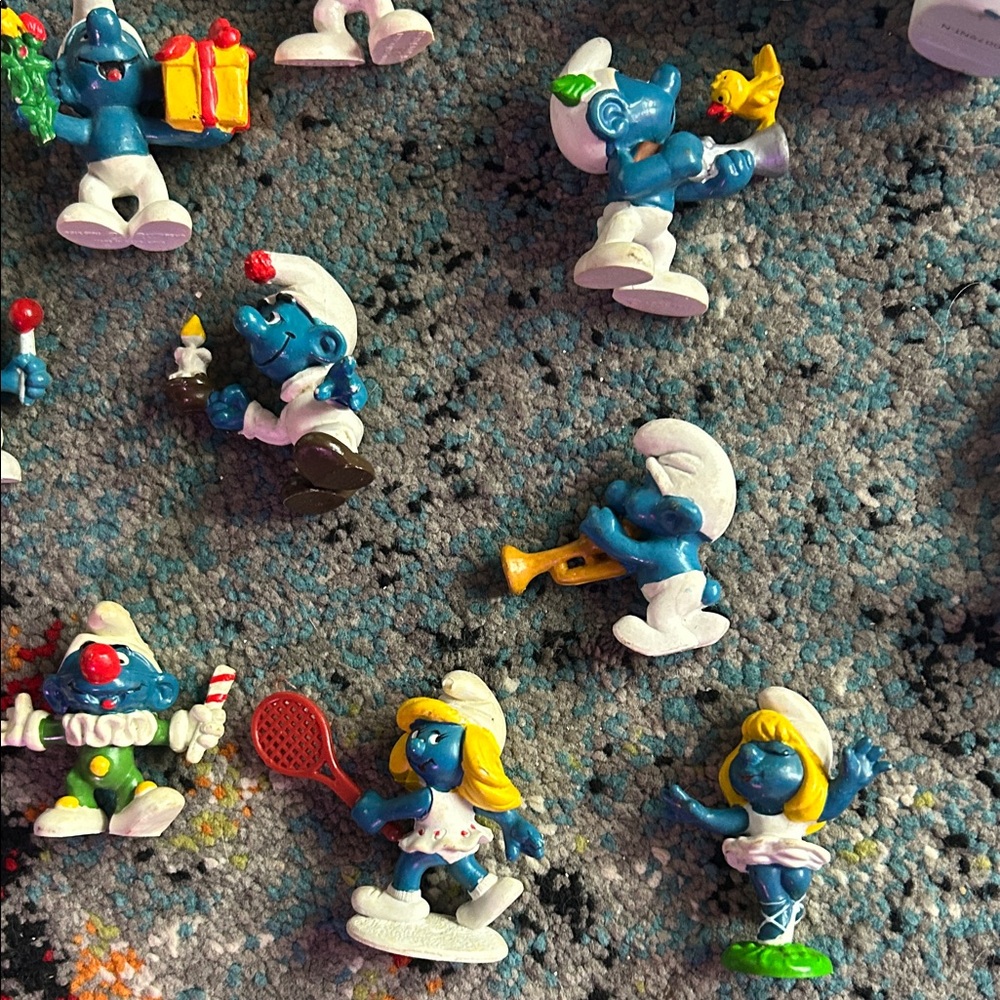Smurfs Toy Figurine Set - Blue and White - Picture 5 of 8